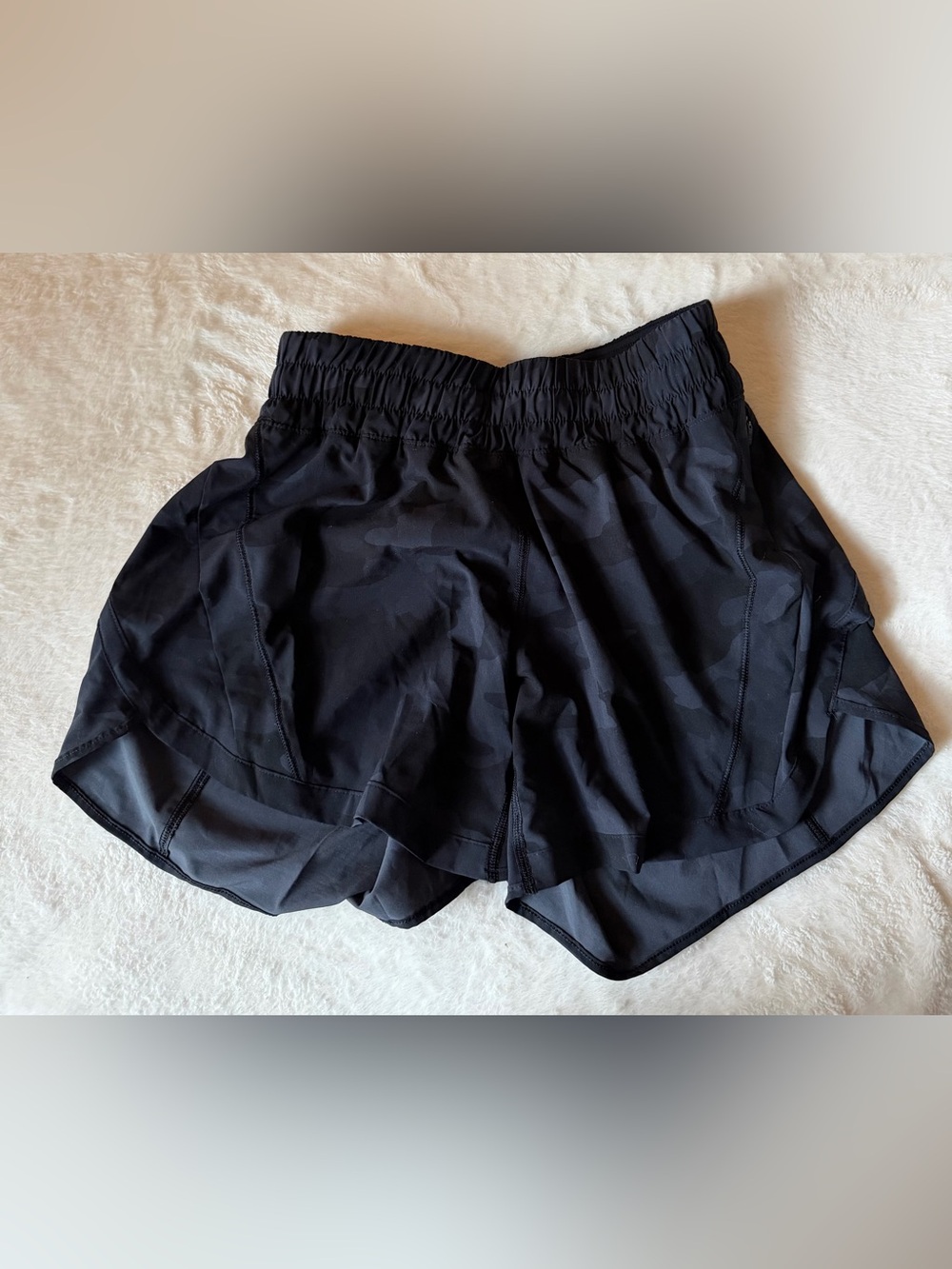 lululemon Track That Short 5” *no liner*